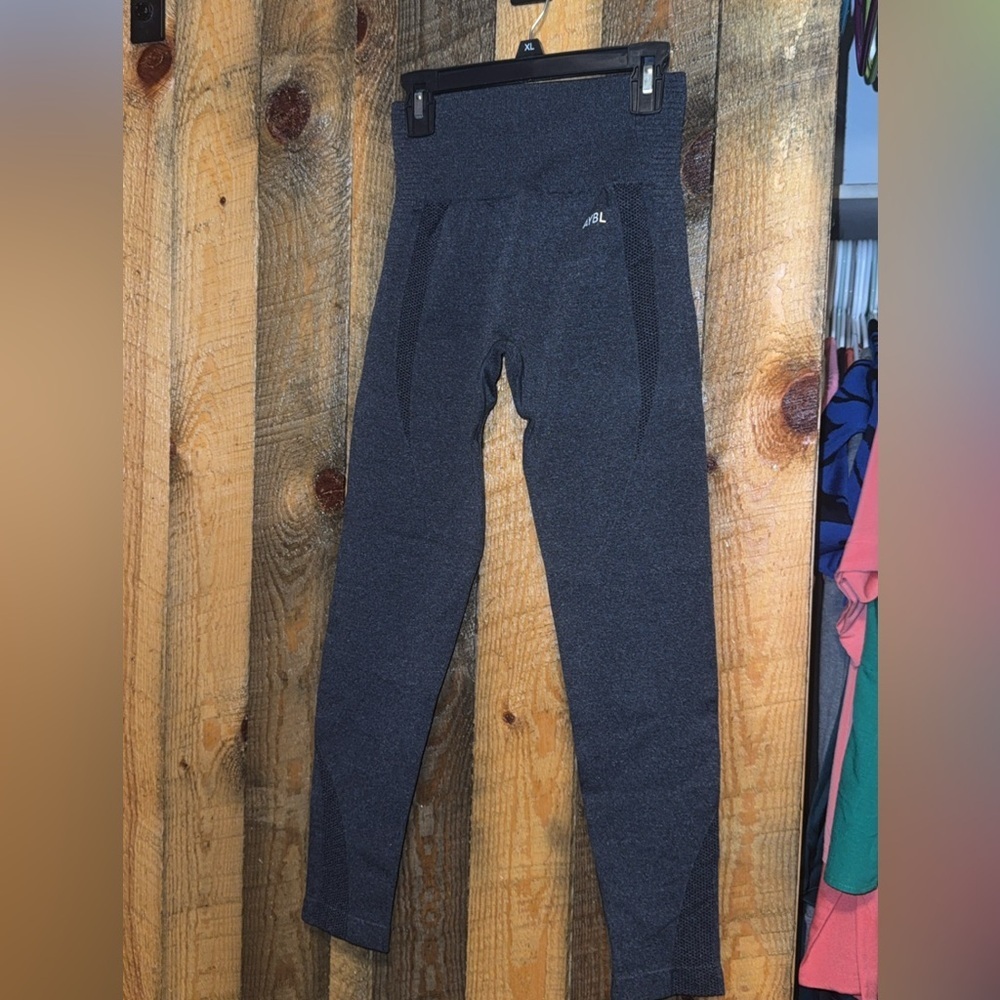 ABYL leggings